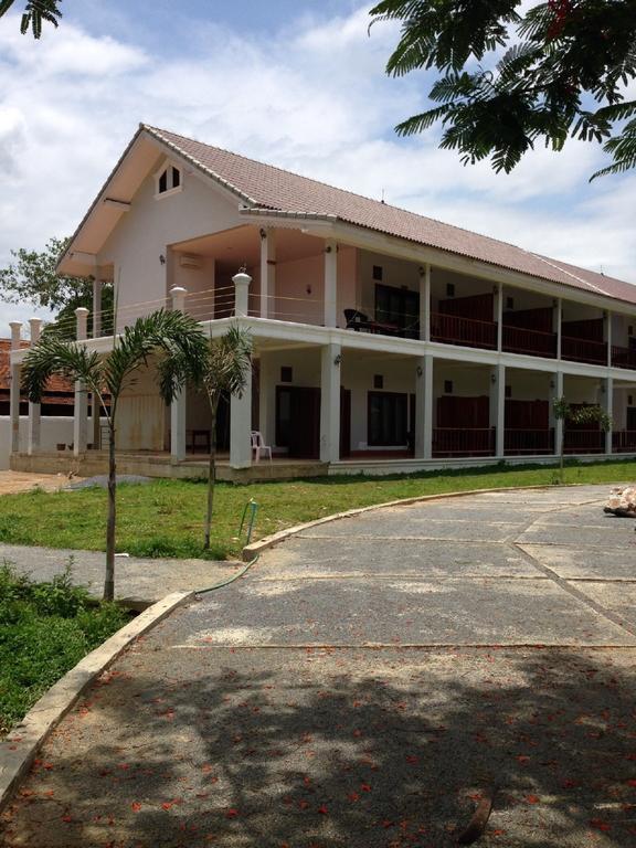 Thavisouk Riverside Hotel Vang Vieng Eksteriør bilde