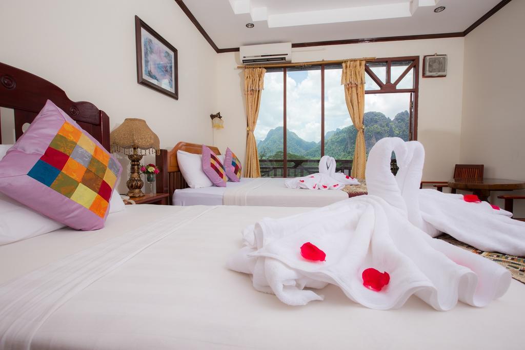 Thavisouk Riverside Hotel Vang Vieng Eksteriør bilde