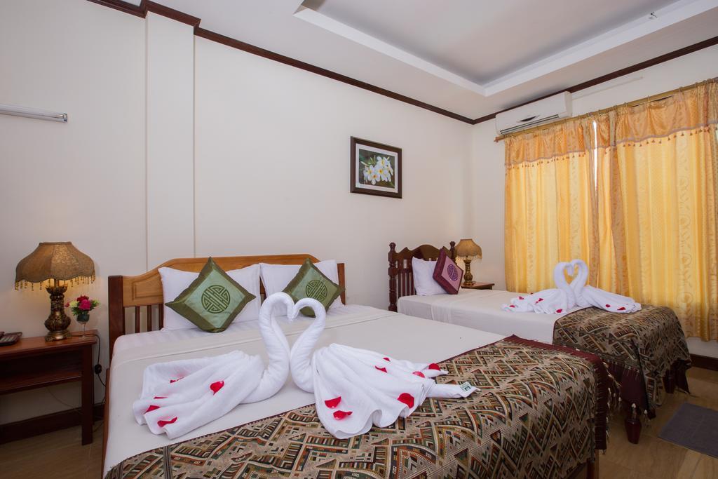 Thavisouk Riverside Hotel Vang Vieng Eksteriør bilde