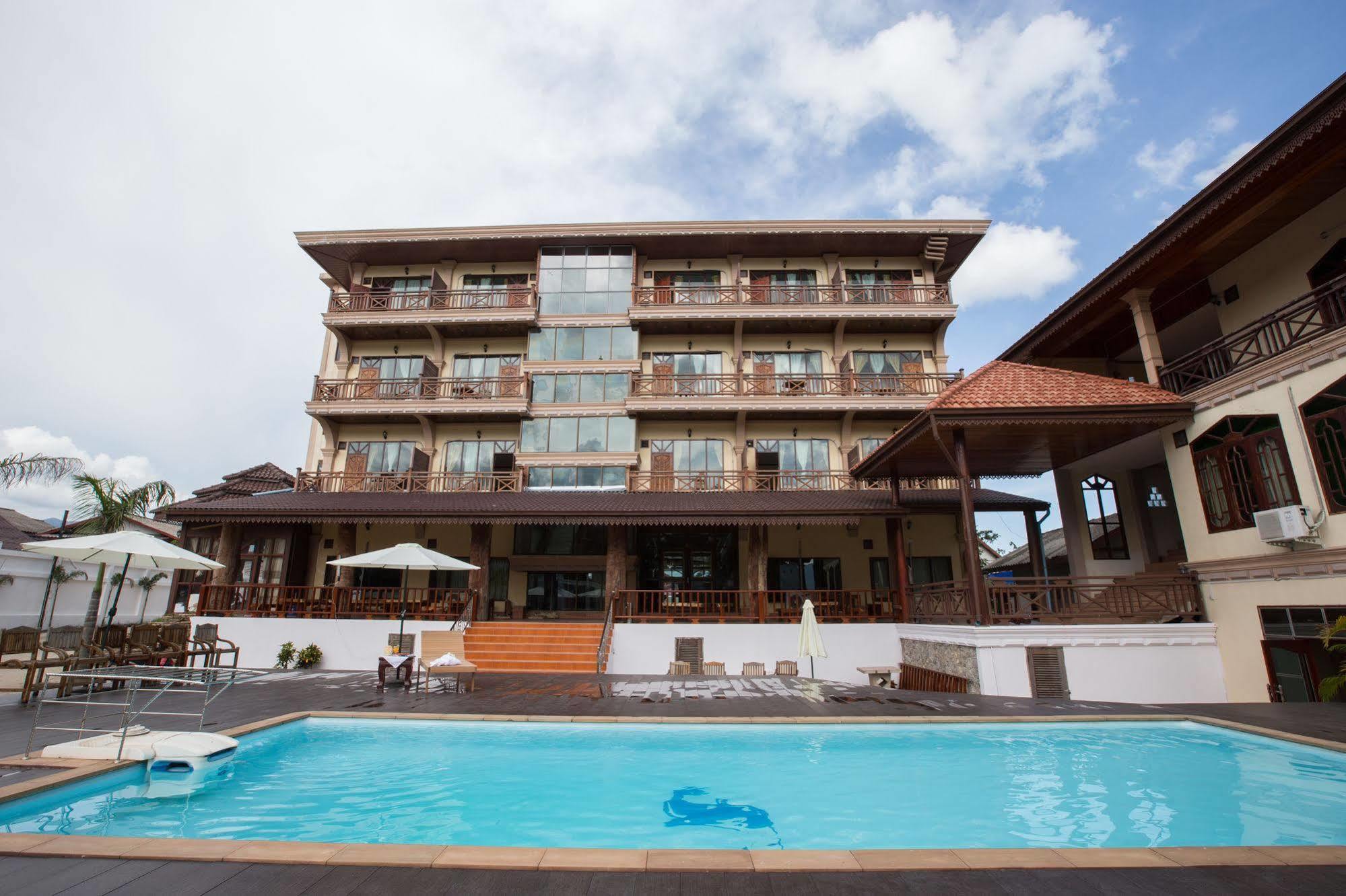 Thavisouk Riverside Hotel Vang Vieng Eksteriør bilde